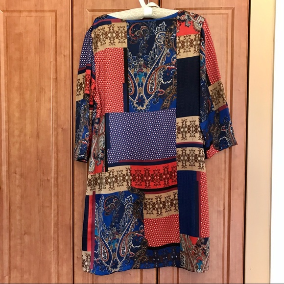 Women’s 3/4 Length Sleeve Pattern Dress, in size L - Picture 5 of 6